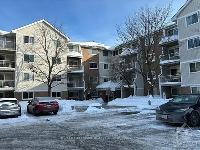 280 Brittany Drive 215, Manor Park - Cardinal Glen And Area, On K1k 4m4
