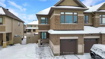 125 Woodhurst Crescent, Stittsville - Munster - Richmond, On K2s 0t4