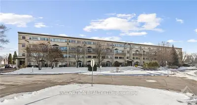 12 Corkstown Road 111, Crystal Bay - Rocky Point - Bayshore, On K2h 5b3