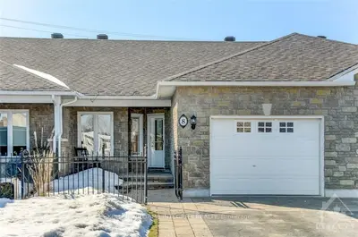 8 LA CROISEE Street, Russell, ON K0A 1W0