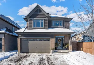 218 Helen Rapp Way, Blossom Park - Airport And Area, On K1t 0p6