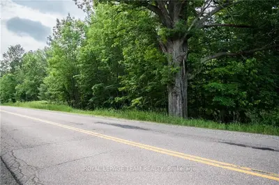 00 Part 2 Lanark Road, Greater Madawaska, On K0j 1h0