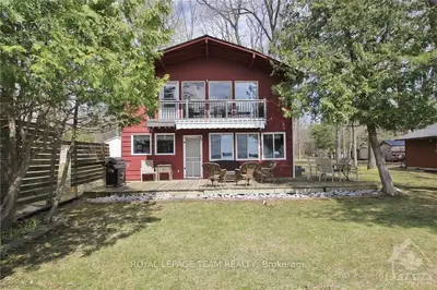 547 Purdons Bay Road, Lanark Highlands, On K0g 1m0