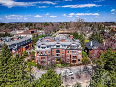 11 Durham 103, New Edinburgh - Lindenlea, On K1m 2h7