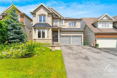 Detached in Barrhaven