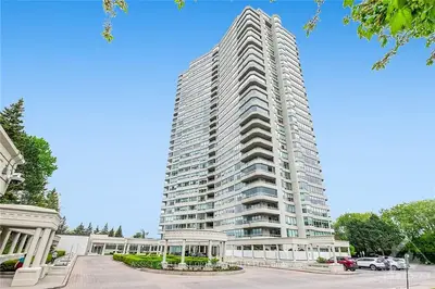 Condo Apartment in Alta Vista and Area