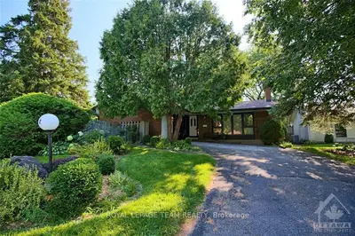 Detached in Kanata