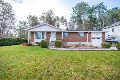 Detached in Deep River