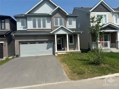 Detached in Barrhaven