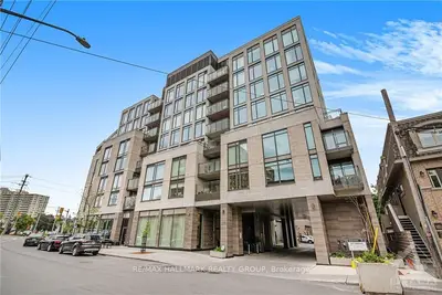 Condo Apartment in New Edinburgh - Lindenlea