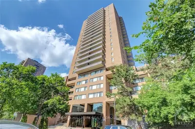 Condo Apartment in Manor Park - Cardinal Glen and Area