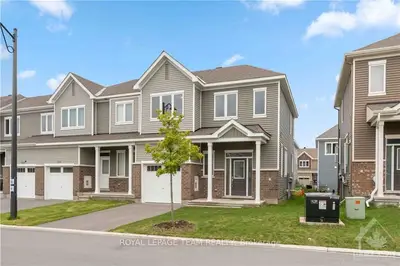 Att/Row/Townhouse in Barrhaven