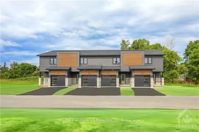 324 Lewis Street W, Merrickville-wolford, On K0g 1n0