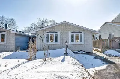 30 Oberon Street, Bells Corners And South To Fallowfield, On K2h 7x7