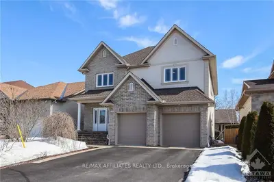 939 Beauchamp Avenue, Orleans - Convent Glen And Area, On K1c 3a9