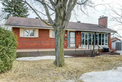 932 BERMUDA Avenue, Overbrook - Castleheights and Area, ON K1K 0V6
