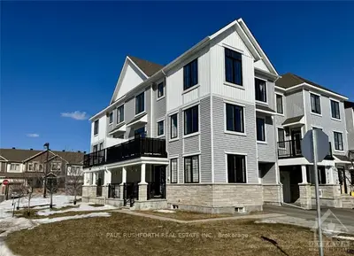 590 CATLEAF Row, Orleans - Cumberland and Area, ON K4A 5J4