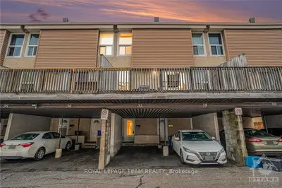 3415 UPLANDS Drive 37, Hunt Club - Windsor Park Village and Area, ON K1V 9N3
