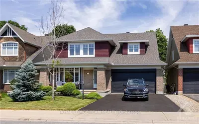 Detached in Barrhaven