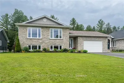 Detached in Deep River