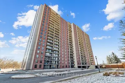Condo Apartment in Overbrook - Castleheights and Area