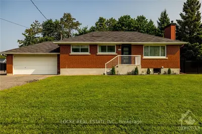 Detached in Orleans - Cumberland and Area
