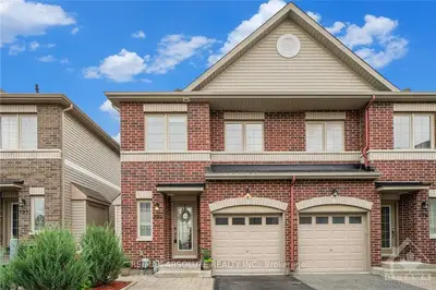 Att/Row/Townhouse in Barrhaven