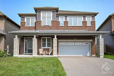 Detached in Orleans - Convent Glen and Area