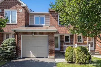 Condo Townhouse in Orleans - Convent Glen and Area