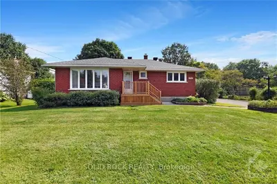 Detached in Carlsbad Springs