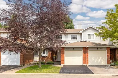 Condo Townhouse in Orleans - Convent Glen and Area