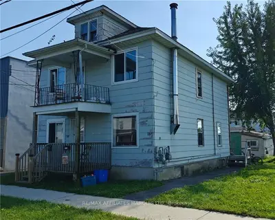 Triplex in Cornwall