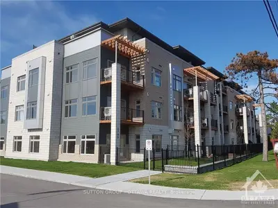 Condo Apartment in Parkway Park - Queensway Terrace S and Area