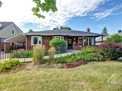 Detached in Elmvale Acres and Area