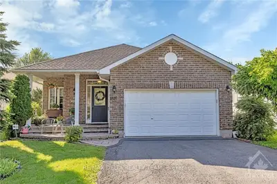 Detached in Orleans - Cumberland and Area