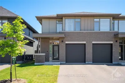 Semi-Detached in Manor Park - Cardinal Glen and Area