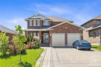 Detached in Belleville