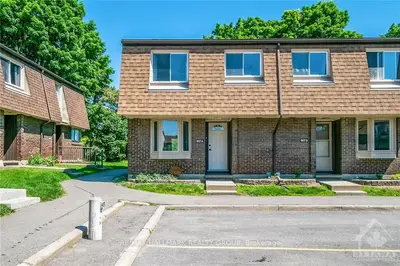907 Elmsmere Road A, Beacon Hill North - South And Area, On K1j 8g4