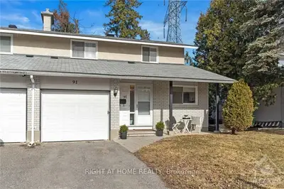 91 Woodfield Drive, Tanglewood - Grenfell Glen - Pineglen, On K2g 0a1