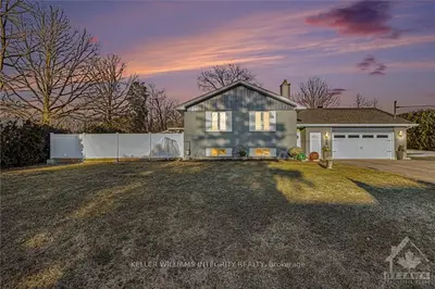 2727 CHARTERS Street, Greely - Metcalfe - Osgoode - Vernon and Area, ON K0A 2P0