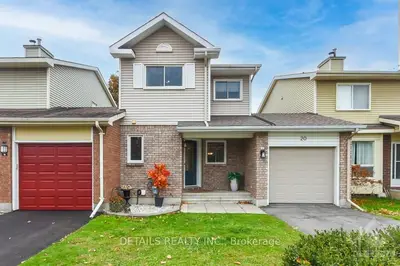 20 Fair Oaks Crescent, South Of Baseline To Knoxdale, On K2g 4x8