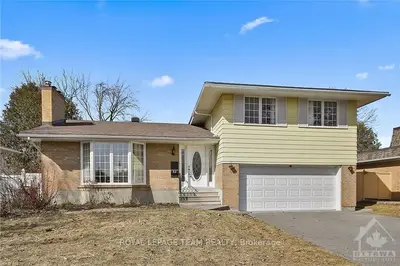 23 HIGGINS Road, South of Baseline to Knoxdale, ON K2G 0R3