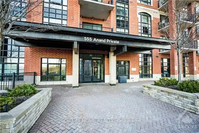 Condo Apartment in Billings Bridge - Riverside Park and Area