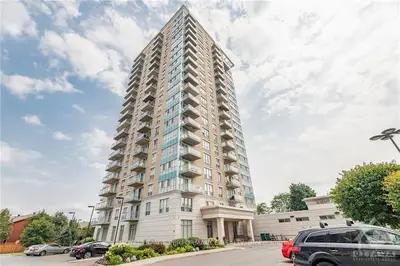 Condo Apartment in Vanier and Kingsview Park