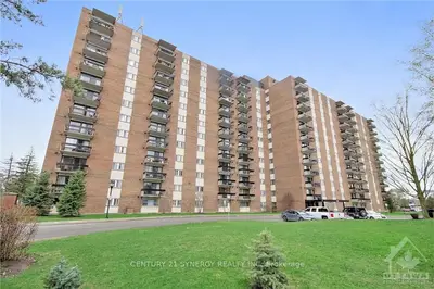 Condo Apartment in Belair Park - Copeland Park and Area