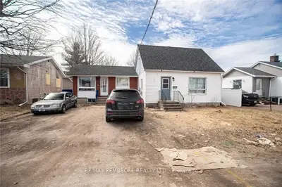 Duplex in Laurentian Valley