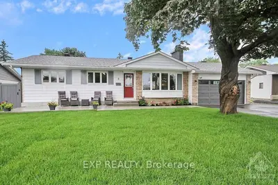 Detached in South of Baseline to Knoxdale