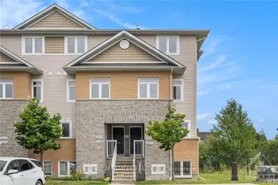 Condo Apartment in North Grenville