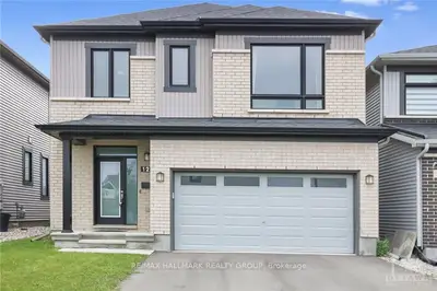 Detached in Barrhaven