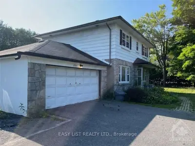 Detached in Alta Vista and Area
